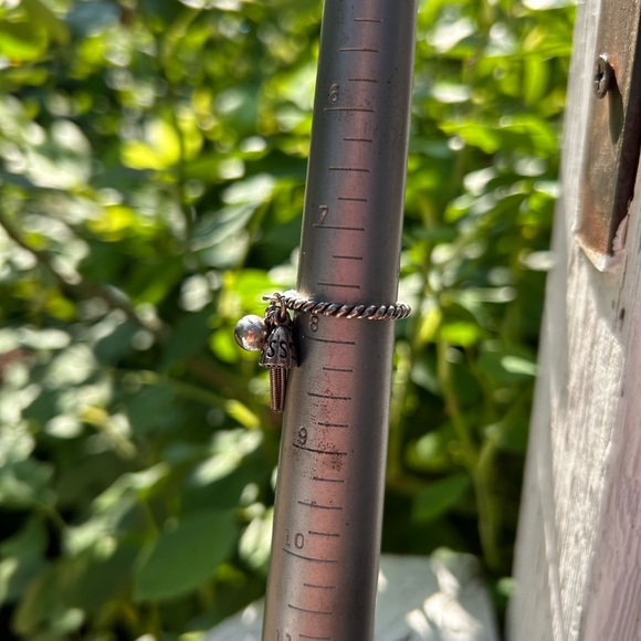 Sterling Silver ring with sterling tassel - Picture 2 of 5